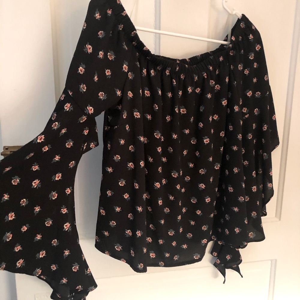 Womens Polly&Esther floral off-the-shoulder sleeve detail top